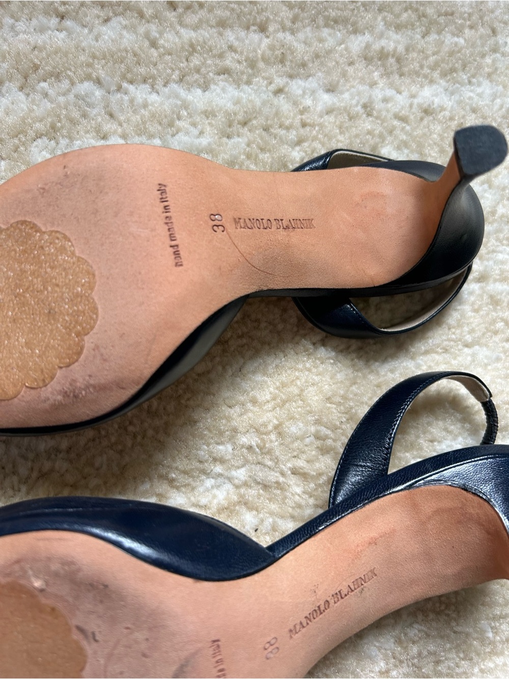 Manolo Blahnik Navy Leather Slingback Kitten Heels EU 38 - Picture 6 of 6